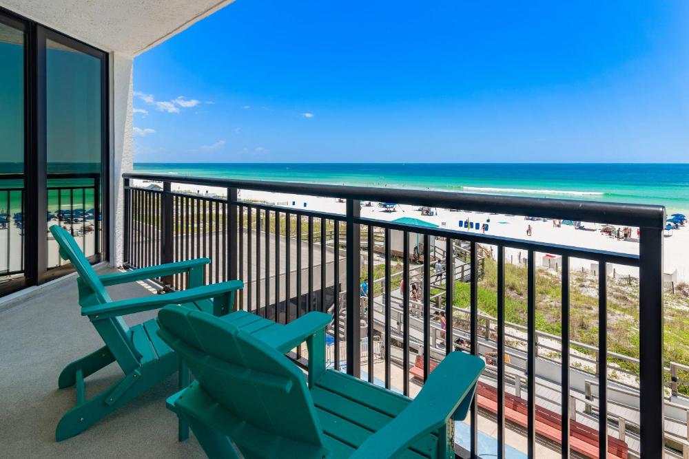 Sundestin Resort, 2 bedroom, Gulf Front, Corner Condo
